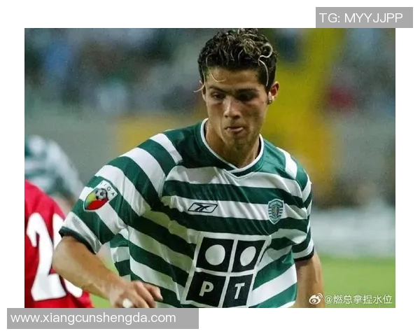 C罗的传奇之路：从青涩少年到世界足球巨星的辉煌历程