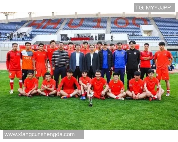 姜鹏足球明星的成长历程与职业生涯全解析