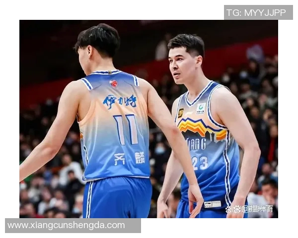 广东队与新疆队激战1516cba赛场精彩瞬间回顾与分析 广东队与新疆队激战1516cba赛场精彩瞬间回顾与分析